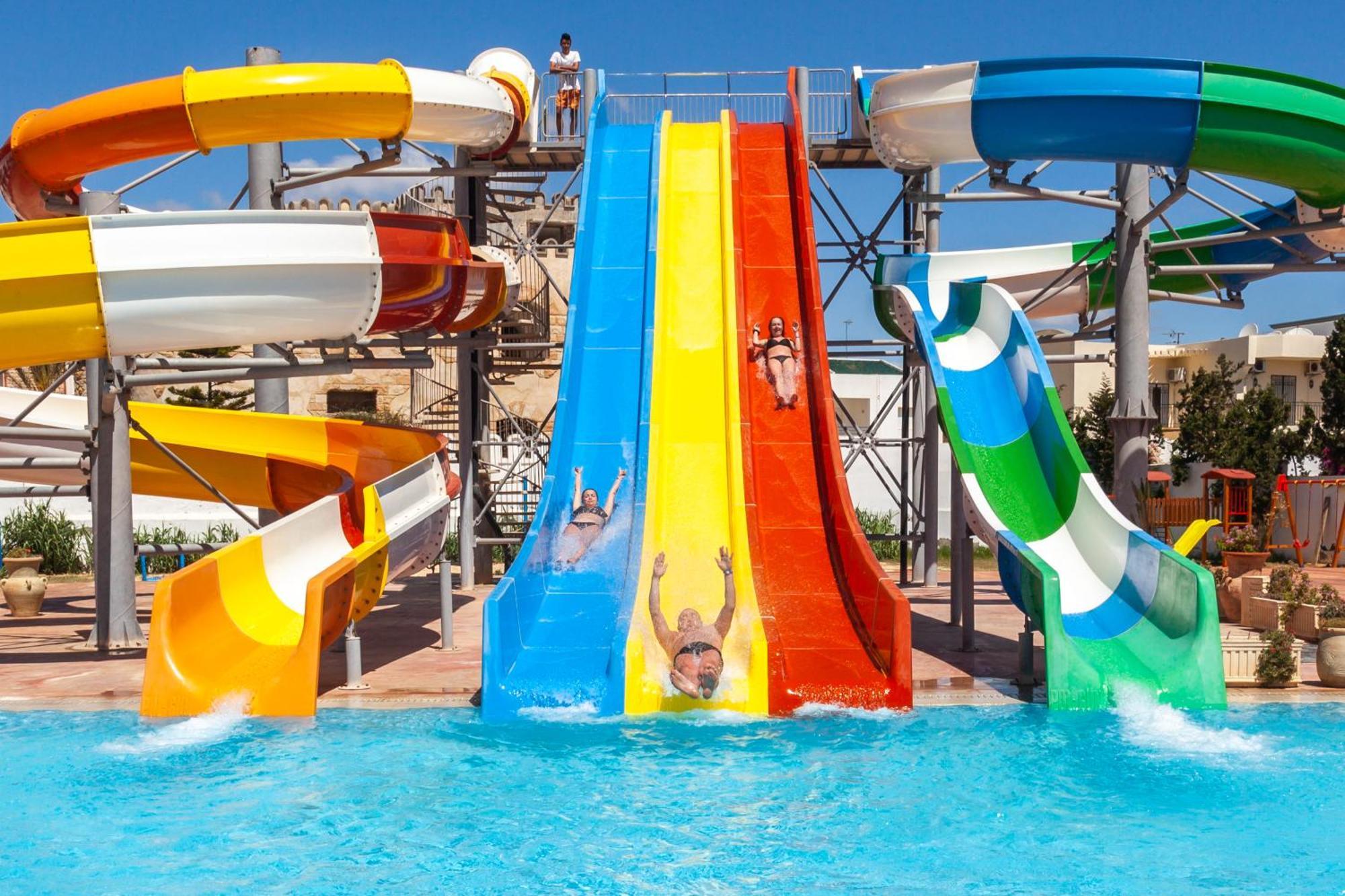 Hotel Zodiac & Aqua Park 4*